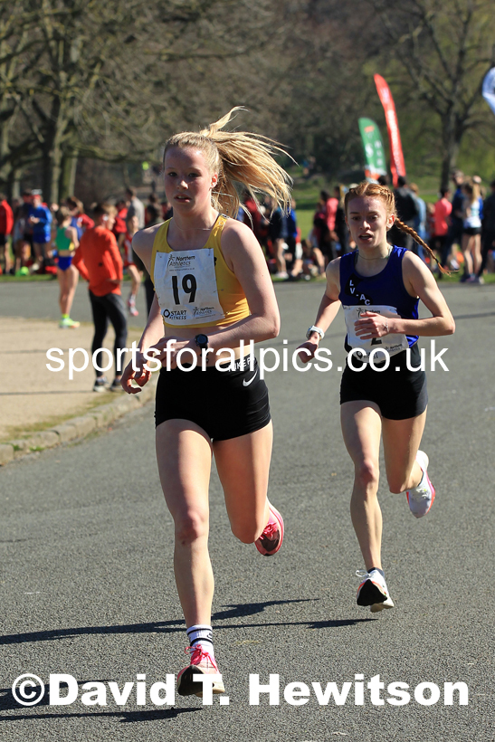 Girls Under-15s 5k, 2022 Northern 12 and 6 Stage Road Relays,  Birkenhead Park, Birkenhead, Wirral.  Photo: David T. Hewitson/Sports for All Pics